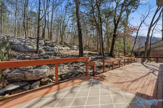 2635 Gawain Road SE, Huntsville, AL 35803