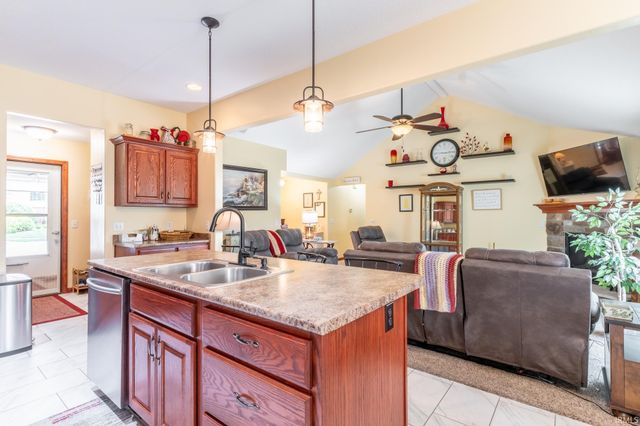 9431 Arundel Run, Fort Wayne, IN 46835