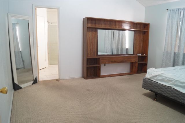 10603 Mackenzie Drive, Houston, TX 77086