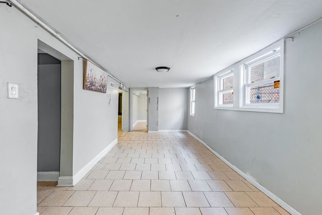 9020 S University Avenue, Chicago, IL 60619