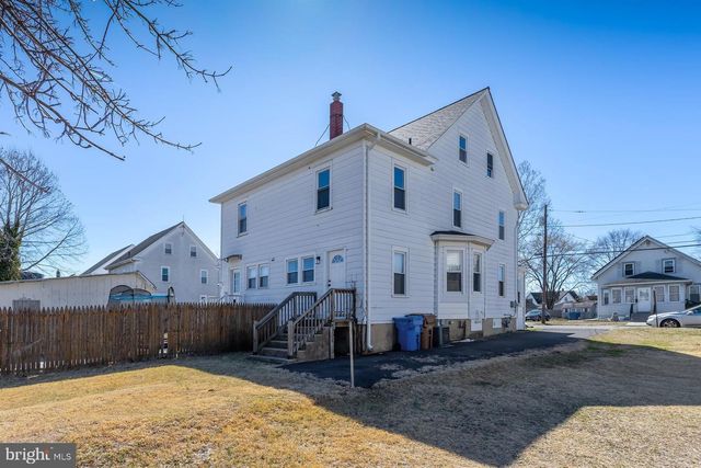 229 BROAD ST, Swedesboro, NJ 08085