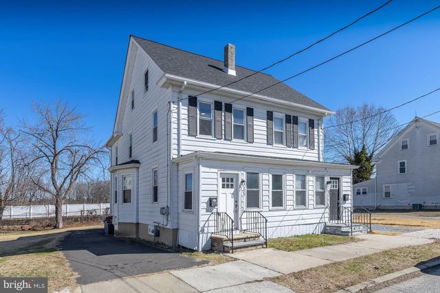 229 BROAD ST, Swedesboro, NJ 08085