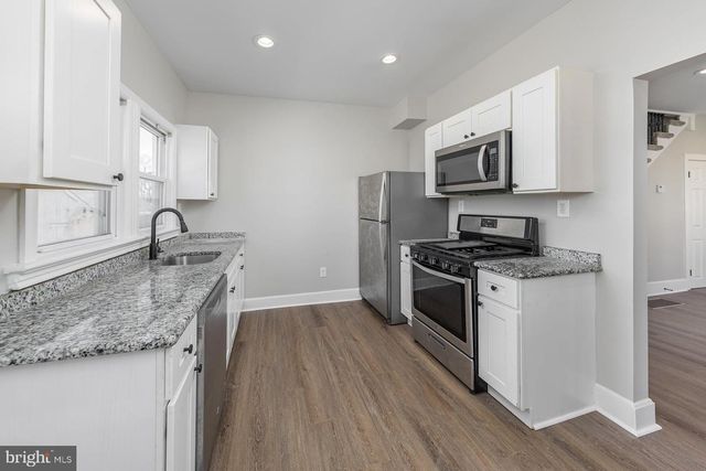 229 BROAD ST, Swedesboro, NJ 08085