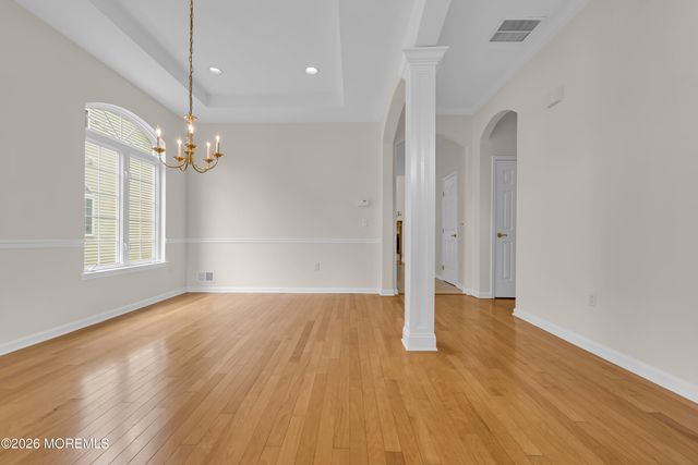 39 Plymouth Way, Barnegat, NJ 08005