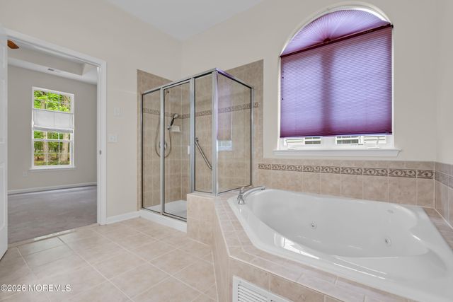 39 Plymouth Way, Barnegat, NJ 08005