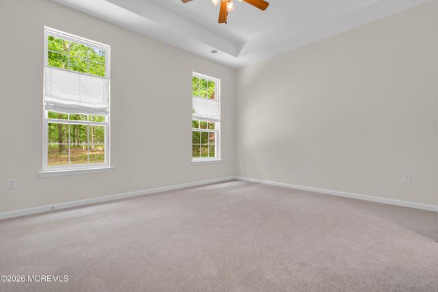 39 Plymouth Way, Barnegat, NJ 08005
