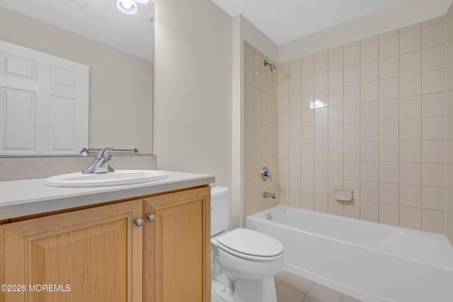 39 Plymouth Way, Barnegat, NJ 08005