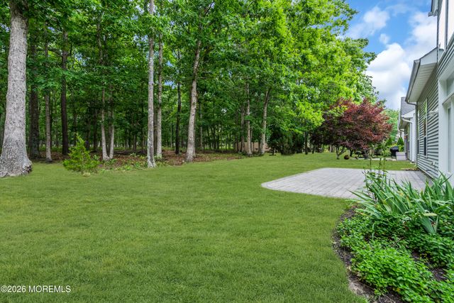 39 Plymouth Way, Barnegat, NJ 08005