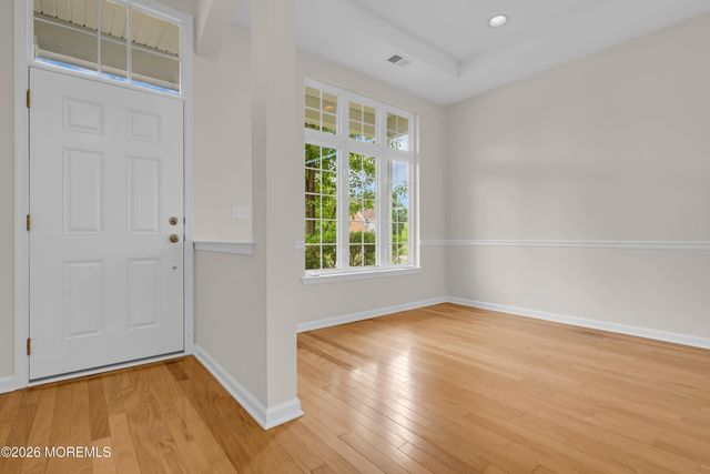 39 Plymouth Way, Barnegat, NJ 08005