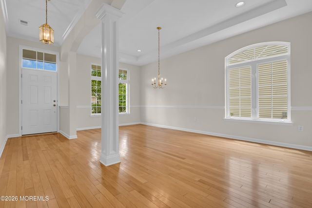 39 Plymouth Way, Barnegat, NJ 08005