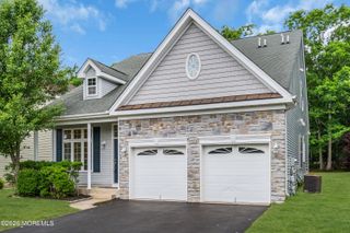 39 Plymouth Way, Barnegat, NJ 08005