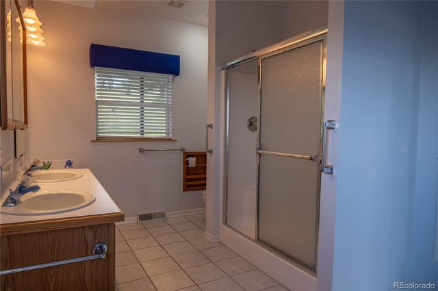 950 Junkins Loop, Westcliffe, CO 81252