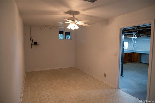 950 Junkins Loop, Westcliffe, CO 81252