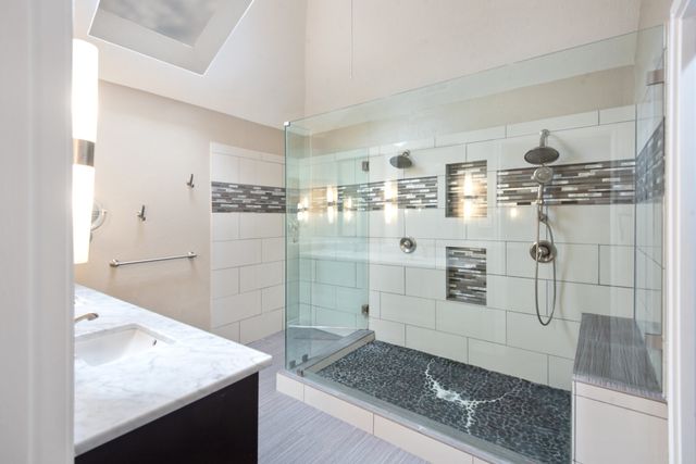 2221 Meadowstone Drive, Carrollton, TX 75006