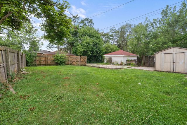 296 E 148th Place, Harvey, IL 60426