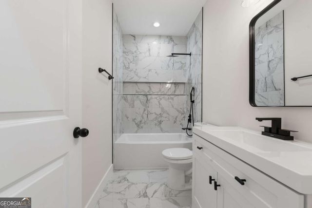 320 Hunnicutt Road SE, Mableton, GA 30126