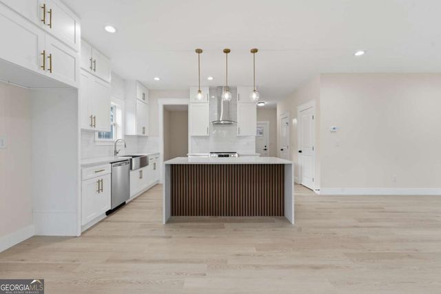 320 Hunnicutt Road SE, Mableton, GA 30126