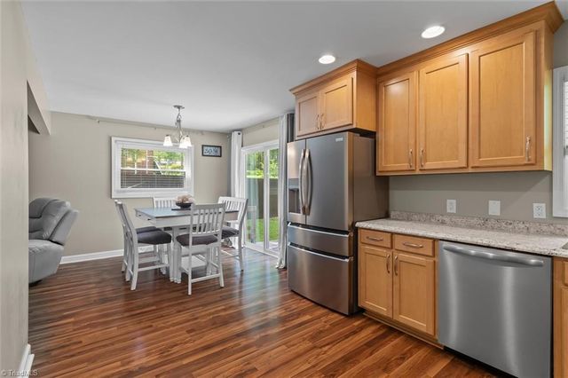 521 Dogwood Circle, High Point, NC 27260