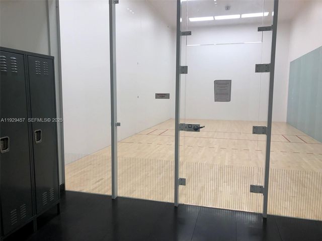 1600 NE 1st Ave 1103, Miami, FL 33132