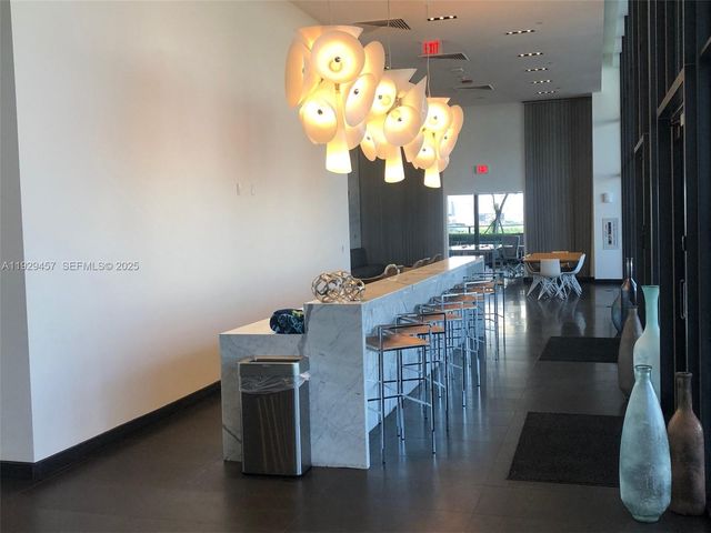 1600 NE 1st Ave 1103, Miami, FL 33132