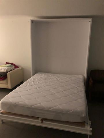 1600 NE 1st Ave 1103, Miami, FL 33132