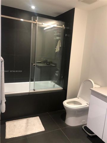 1600 NE 1st Ave 1103, Miami, FL 33132