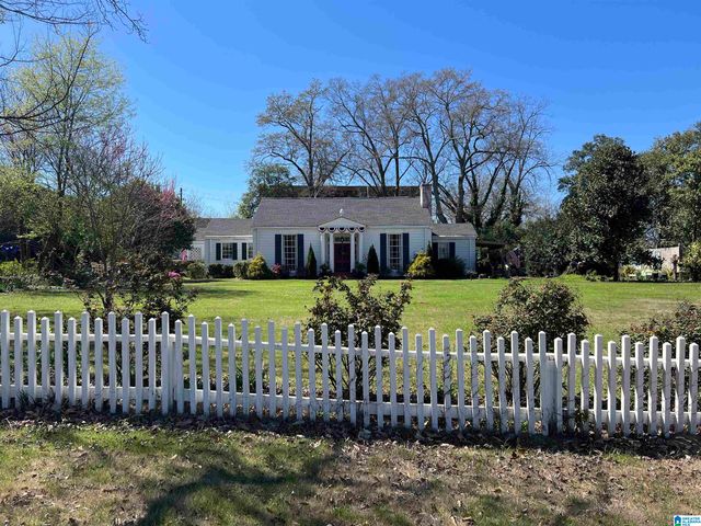 411 NORMAN C WOOD STREET, Talladega, AL 35160