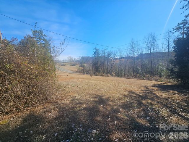 126 Susan Road, Casar, NC 28020