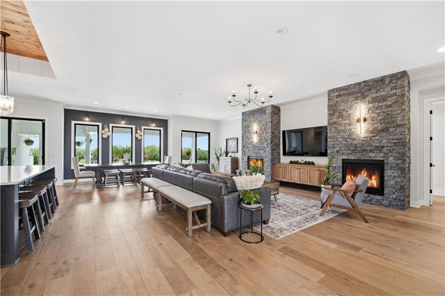 15046 S Canton Street, Gardner, KS 66030