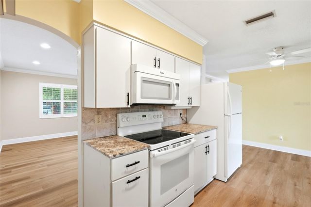 11471 88TH AVENUE, Seminole, FL 33772