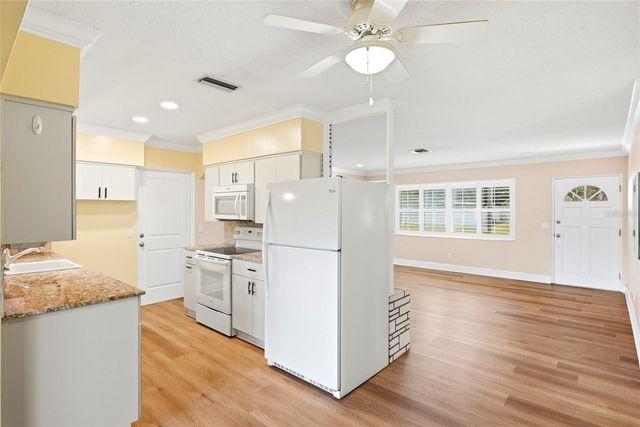 11471 88TH AVENUE, Seminole, FL 33772