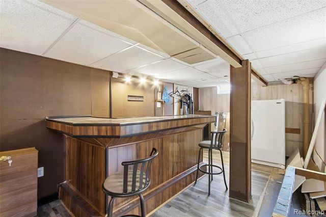 20310 Woodside Street, Harper Woods, MI 48225