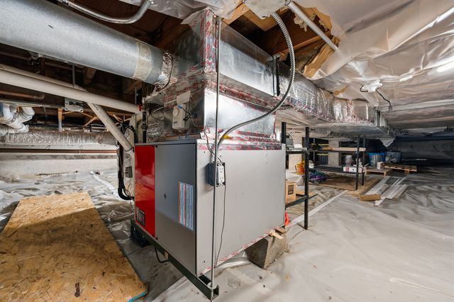 7830 W CARMEN Avenue, Norridge, IL 60706