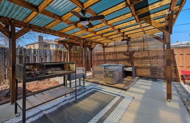 7830 W CARMEN Avenue, Norridge, IL 60706