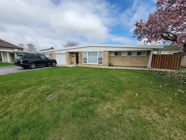 7830 W CARMEN Avenue, Norridge, IL 60706