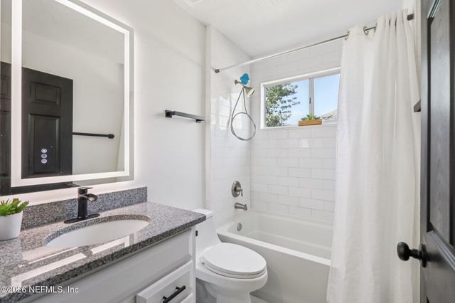 3016 MYSTIC FALLS Drive, Jacksonville, FL 32224