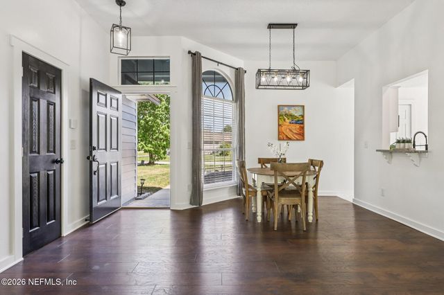 3016 MYSTIC FALLS Drive, Jacksonville, FL 32224