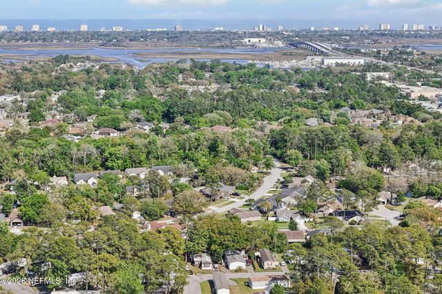 3016 MYSTIC FALLS Drive, Jacksonville, FL 32224