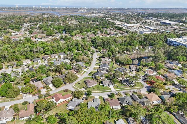 3016 MYSTIC FALLS Drive, Jacksonville, FL 32224