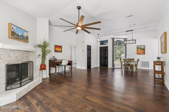 3016 MYSTIC FALLS Drive, Jacksonville, FL 32224