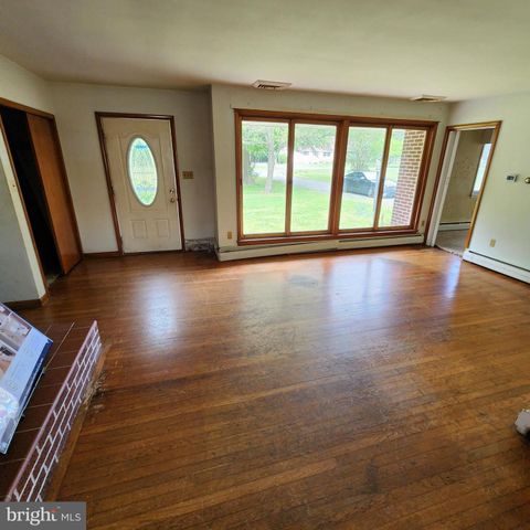 700 CANTERBURY RD, Milford, DE 19963