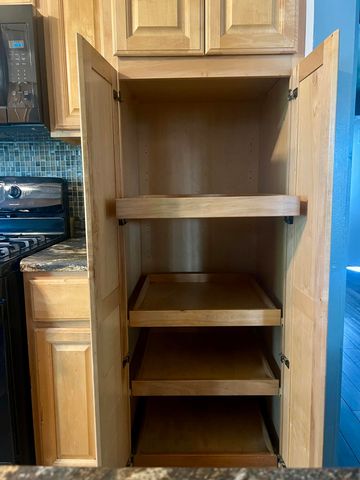 1521 W 4th Street, Hobart, IN 46342