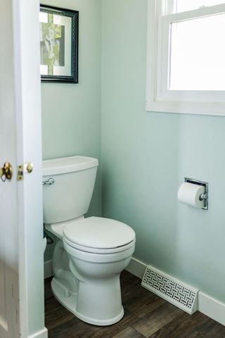 1521 W 4th Street, Hobart, IN 46342