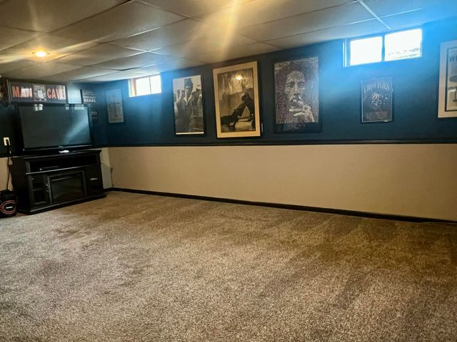 1521 W 4th Street, Hobart, IN 46342