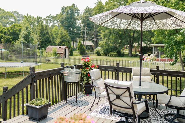 1521 W 4th Street, Hobart, IN 46342