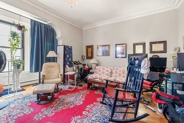 124 F St, Boston, MA 02127