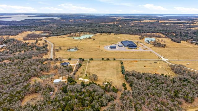 1809 Rock Creek Road, Gordonville, TX 76245