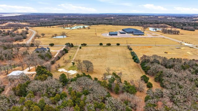1809 Rock Creek Road, Gordonville, TX 76245