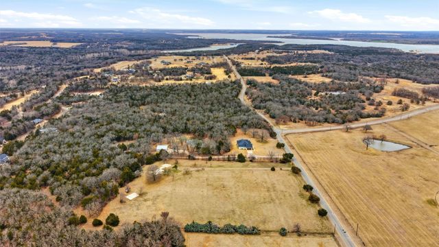 1809 Rock Creek Road, Gordonville, TX 76245