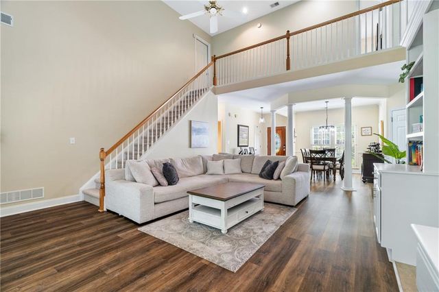 140 Graystone Terrace, Alpharetta, GA 30005